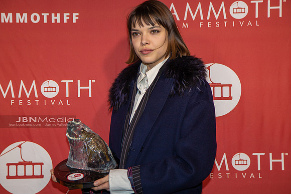 Eva Dolezalova - Audience Award Short - Carte Blanche