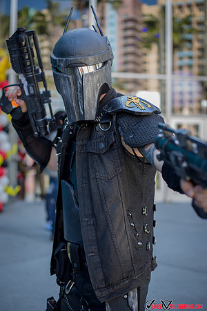 Long Beach Comic Expo 2016 - JamesVallesteros.com