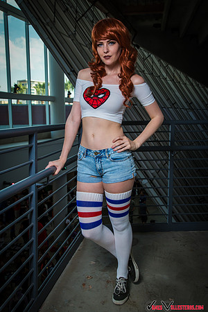 Mary Jane (Maid of Might Cosplay)