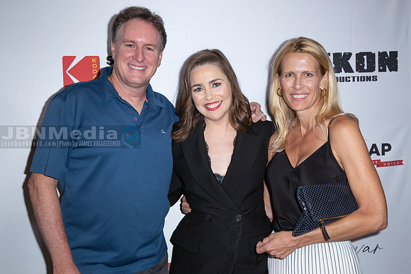 Bolivar Premiere - Steve Bellamy, Nell Teare, Vanessa Bendetti